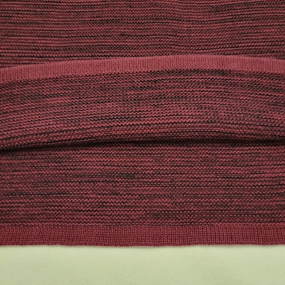 Knit Mini Burgundy Skirt Size PL - Picture 3 of 10